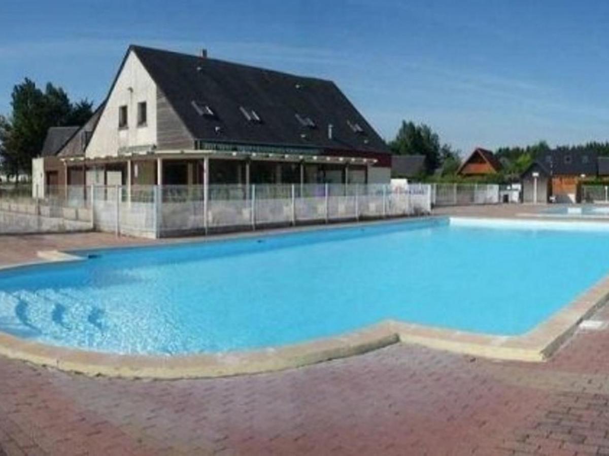 Chalet Avec Piscine Chauffee, Tennis Et Jardin Clos, A 1700M De La Plage De Cabourg - Fr-1-465-22 Exteriér fotografie